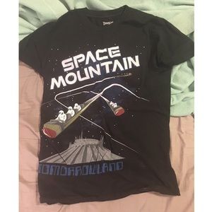 Retro Disney space mountain t-shirt 🛸
